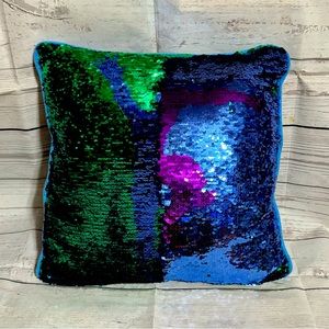 Fortnite Best Mates 2 dance poses reversible sequin decorative throw pillow
